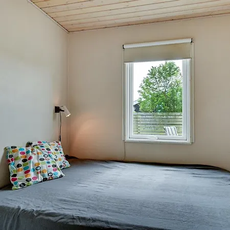 Vakantiehuis Holmger - 500m From The Sea By Interhome