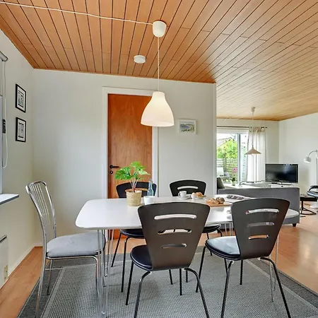 Holmger - 500m From The Sea By Interhome Vakantiehuis